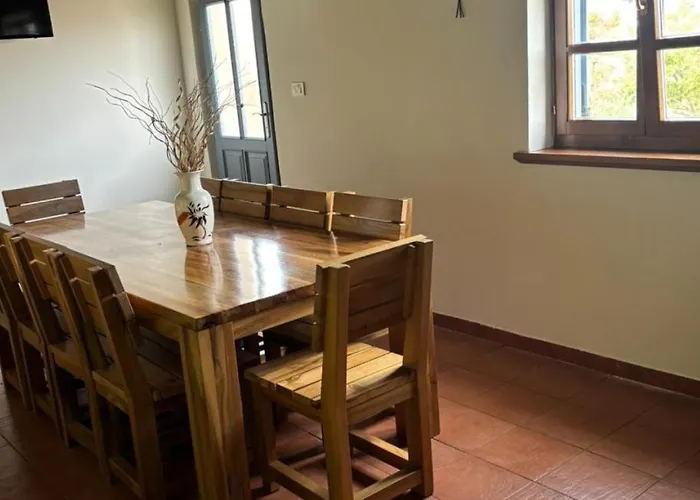 Kate By Guide * Pazin